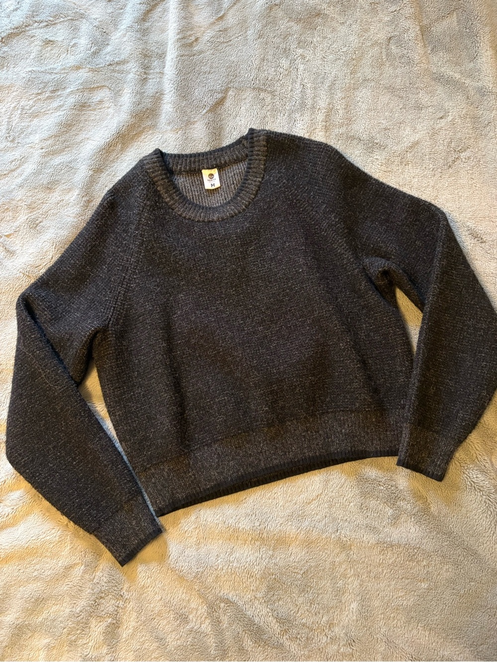 Senita Athletics Milan Sweater Size Medium